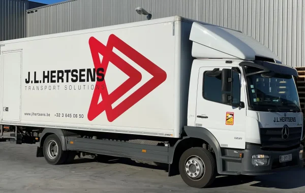 Vrachtwagen express transport Hertsens Vrachtwagen